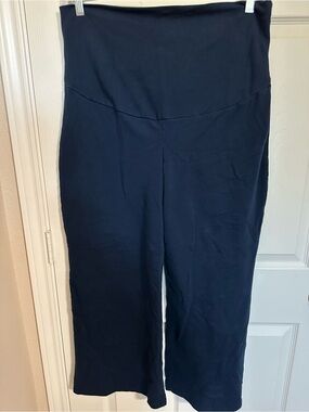 Isabell Maternity Navy Blue wide leg pants size Large.  EUC